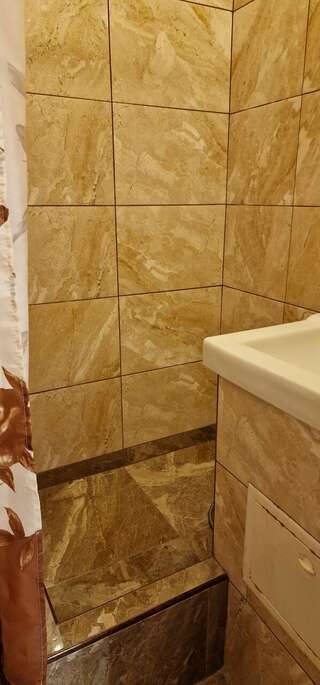 Гостиница Анюта Сочи Двухместный номер с 1 кроватью или 2 отдельными кроватями-11